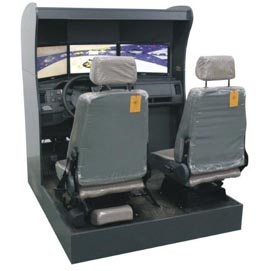 HYM-9型真车感受的汽车驾驶模拟器（三屏）